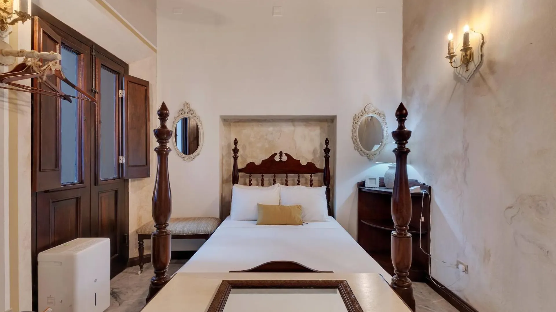Casa Lucienne Hotel San Juan 5*,